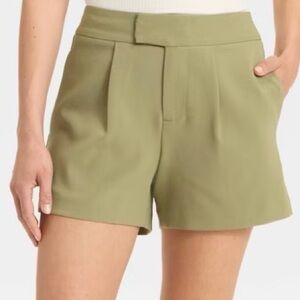 A new day Olive Green Women's Shorts size 4 nwt